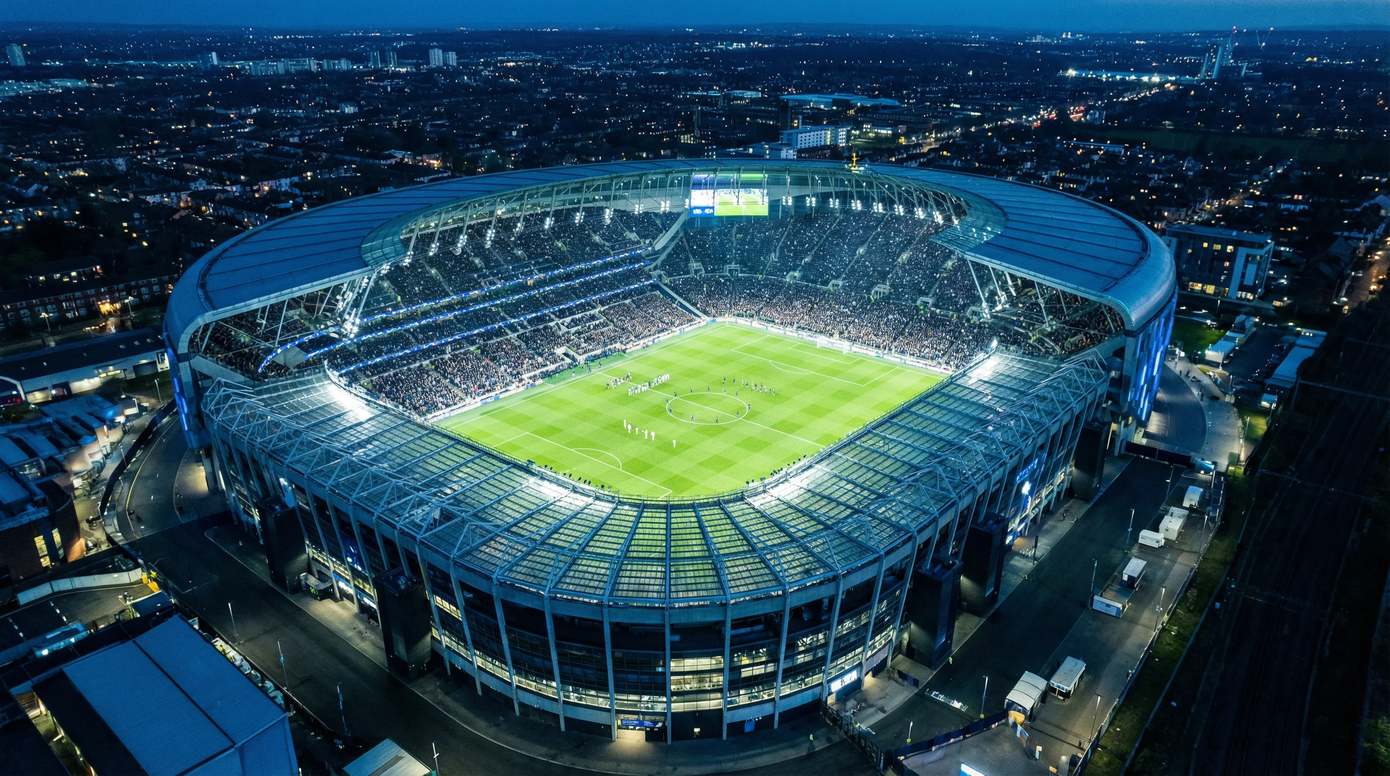 德甲联赛夜间比赛体育场全景